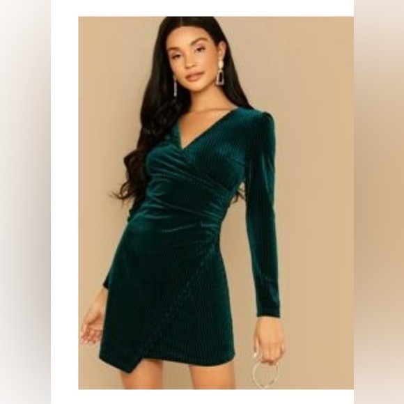SHEIN DRESS - Picture 1 of 5